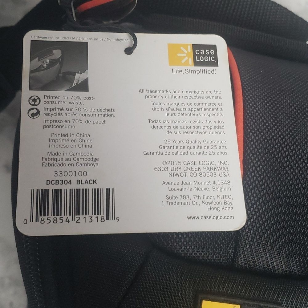 NWT Camera Case by Case Logic - Picture 5 of 11